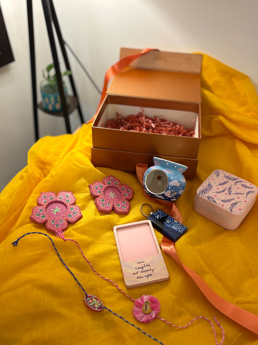 The Art Bundle - Gift Box