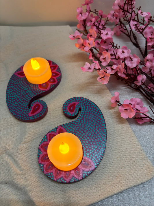 Ābhā Hand-Painted Paisley Tea Light Holders