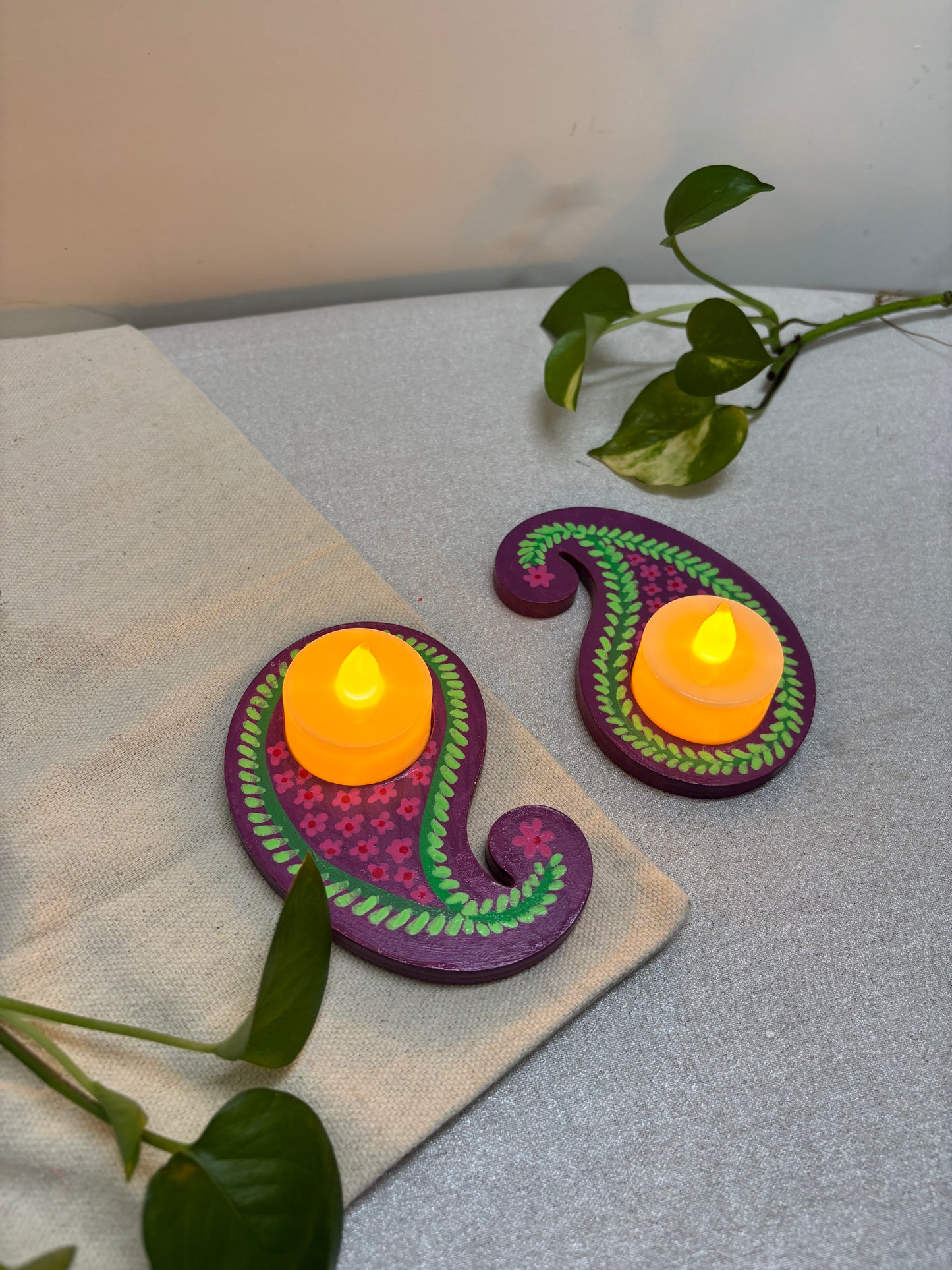 Manjari Hand-Painted Paisley Tea Light Holders