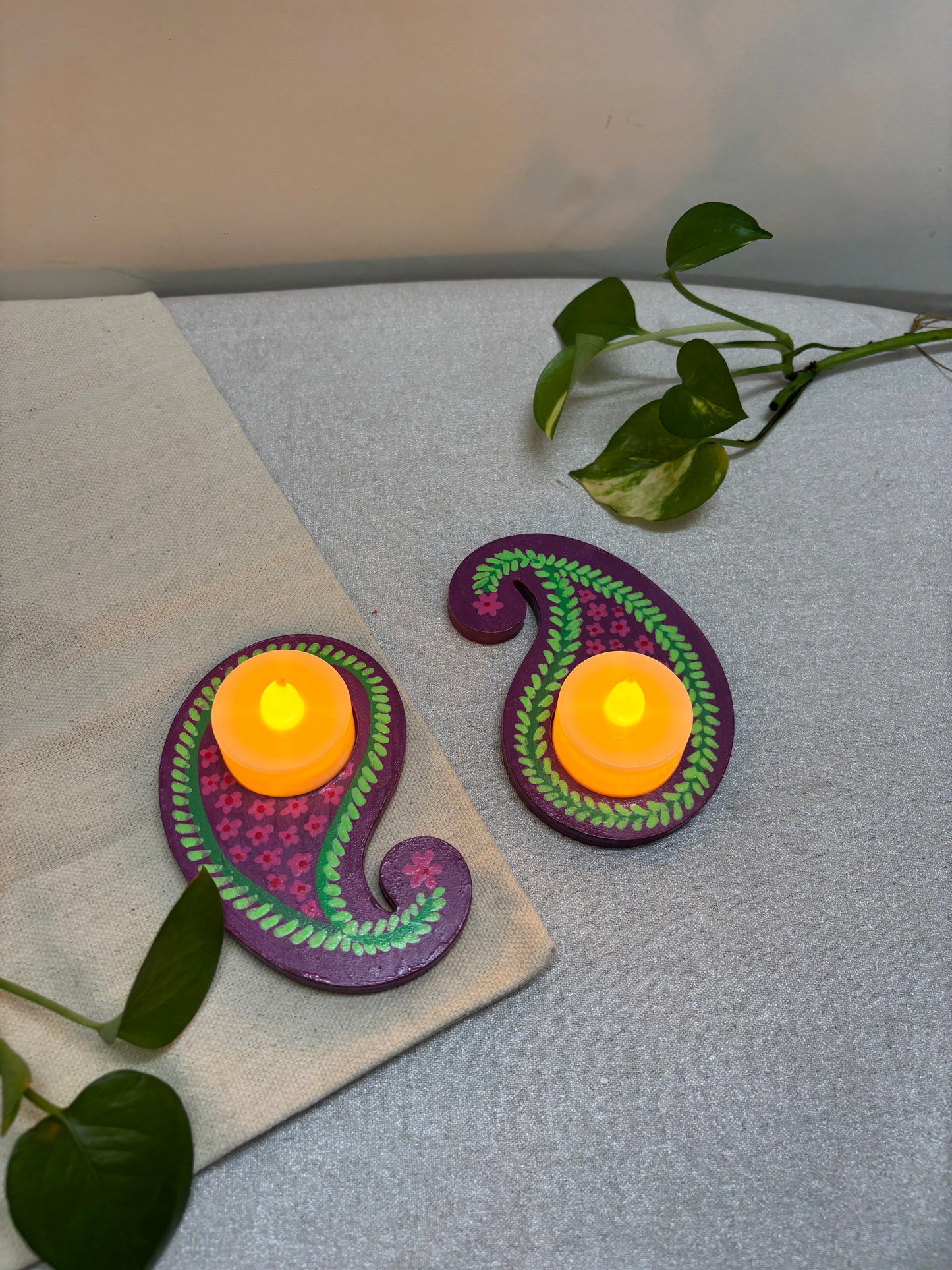 Manjari Hand-Painted Paisley Tea Light Holders