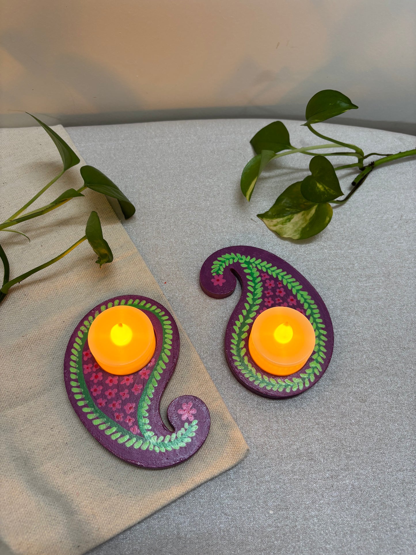 Manjari Hand-Painted Paisley Tea Light Holders