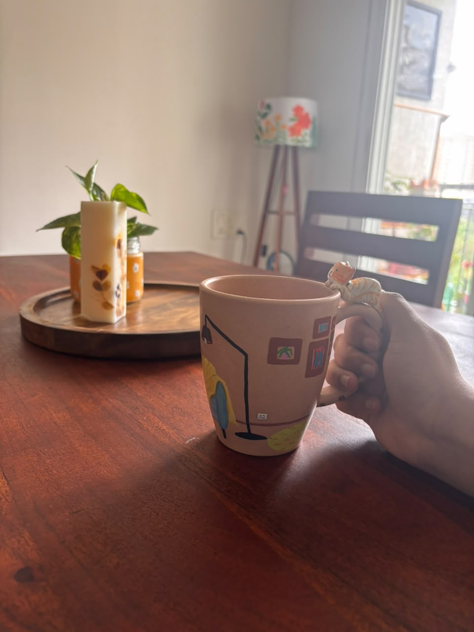 Cat-Peek Hand-painted mug