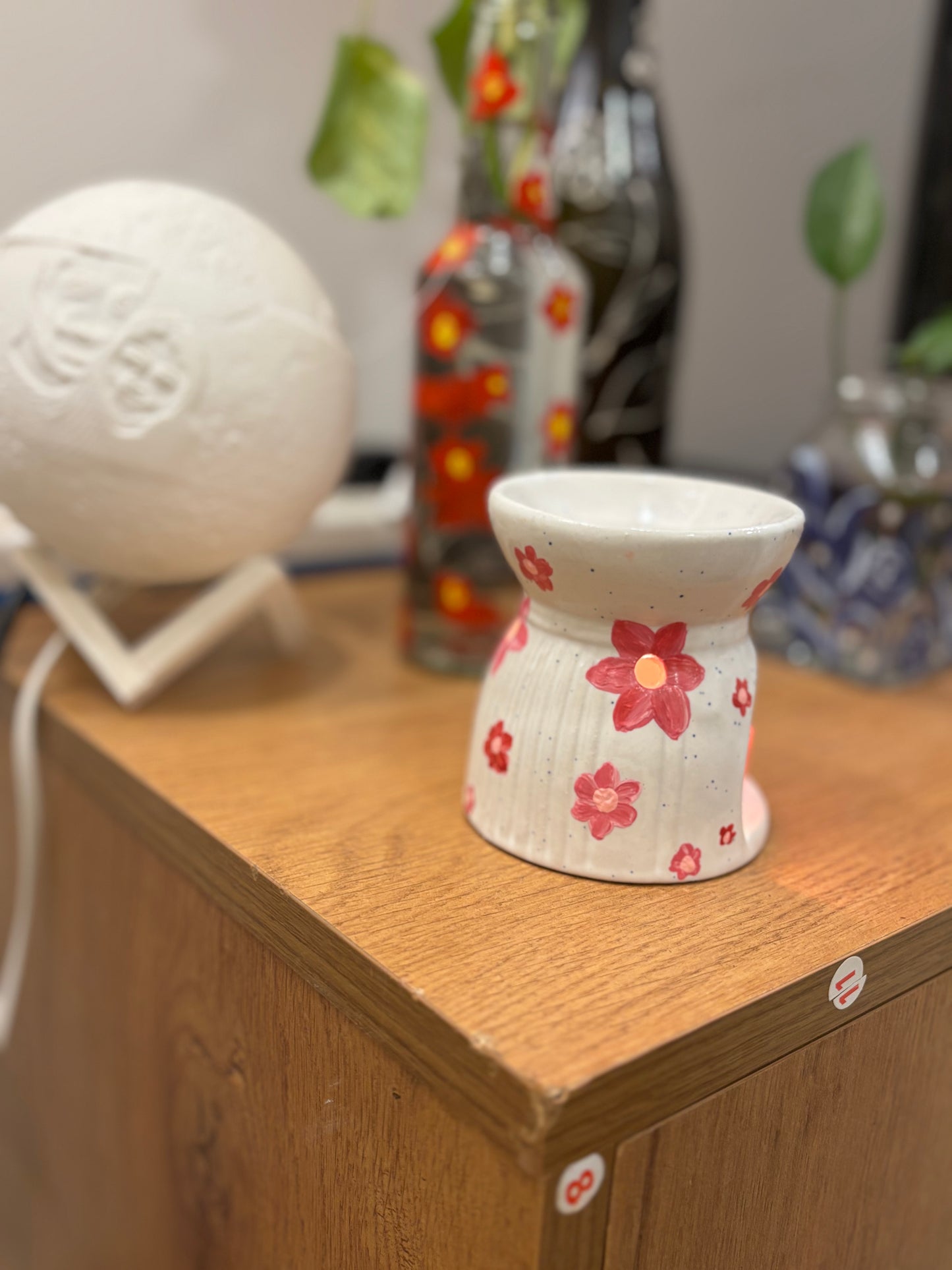 Prima - Hand-Painted Floral Aroma Diffuser