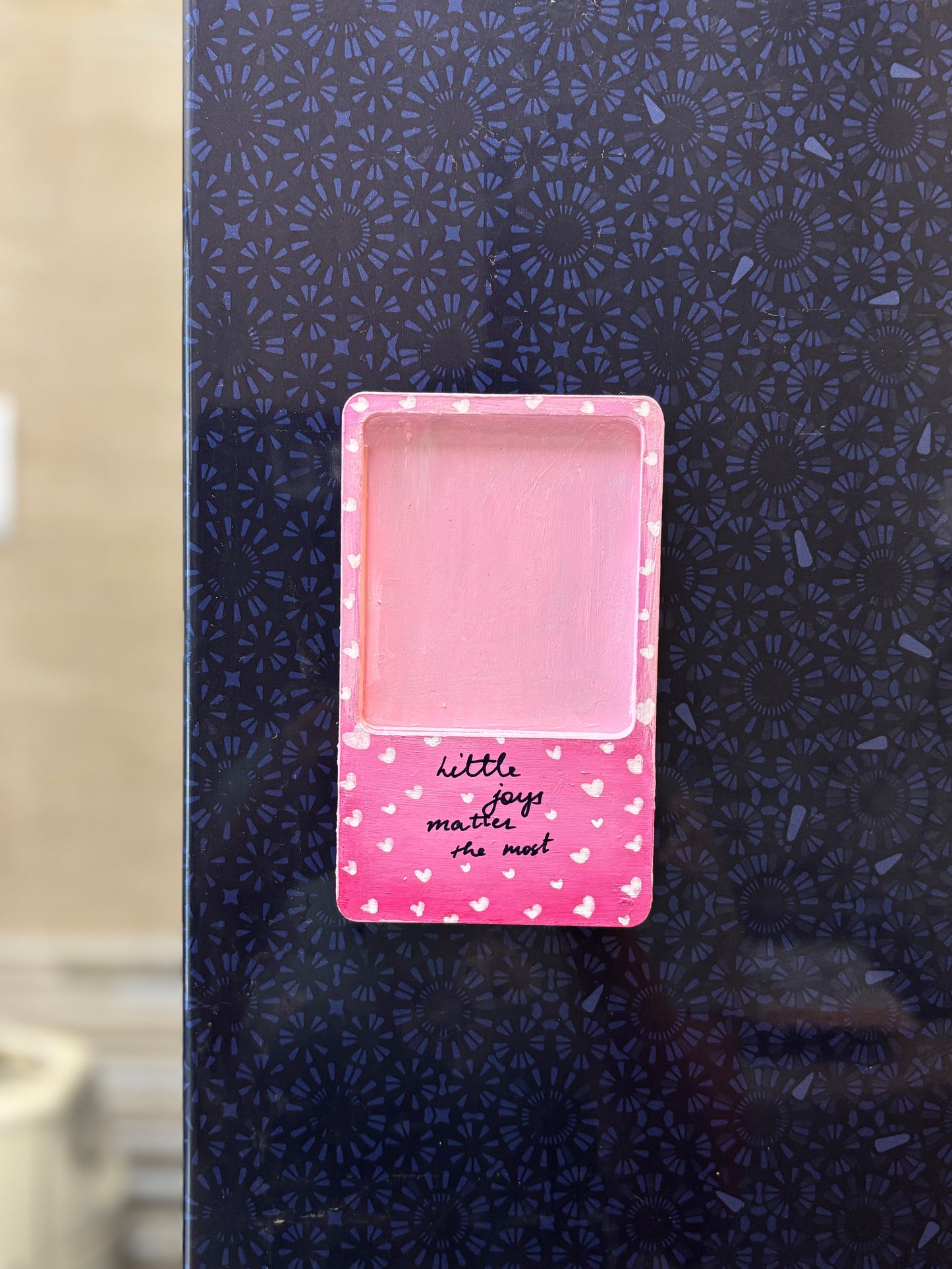 "Little Things Matter the Most" – Hand-Painted Daily Reminder Magnet