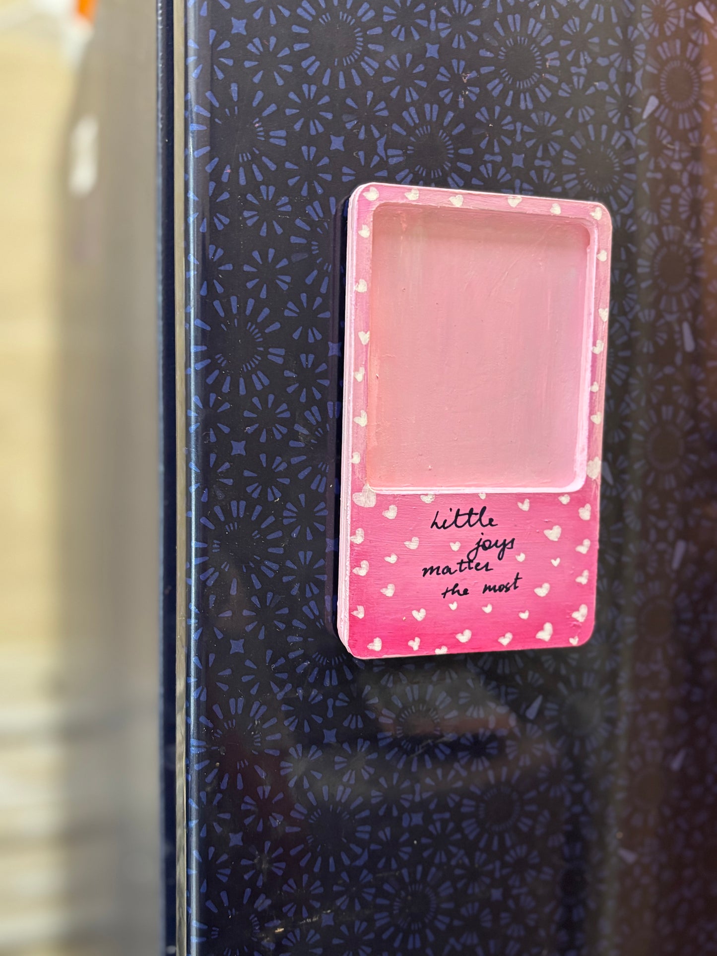 "Little Things Matter the Most" – Hand-Painted Daily Reminder Magnet