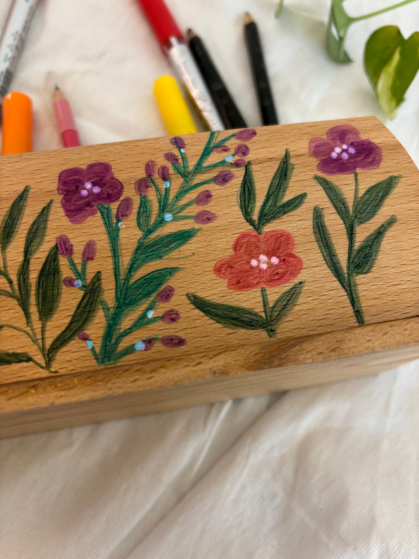 Vanya - Hand-Painted Wooden Pen stand