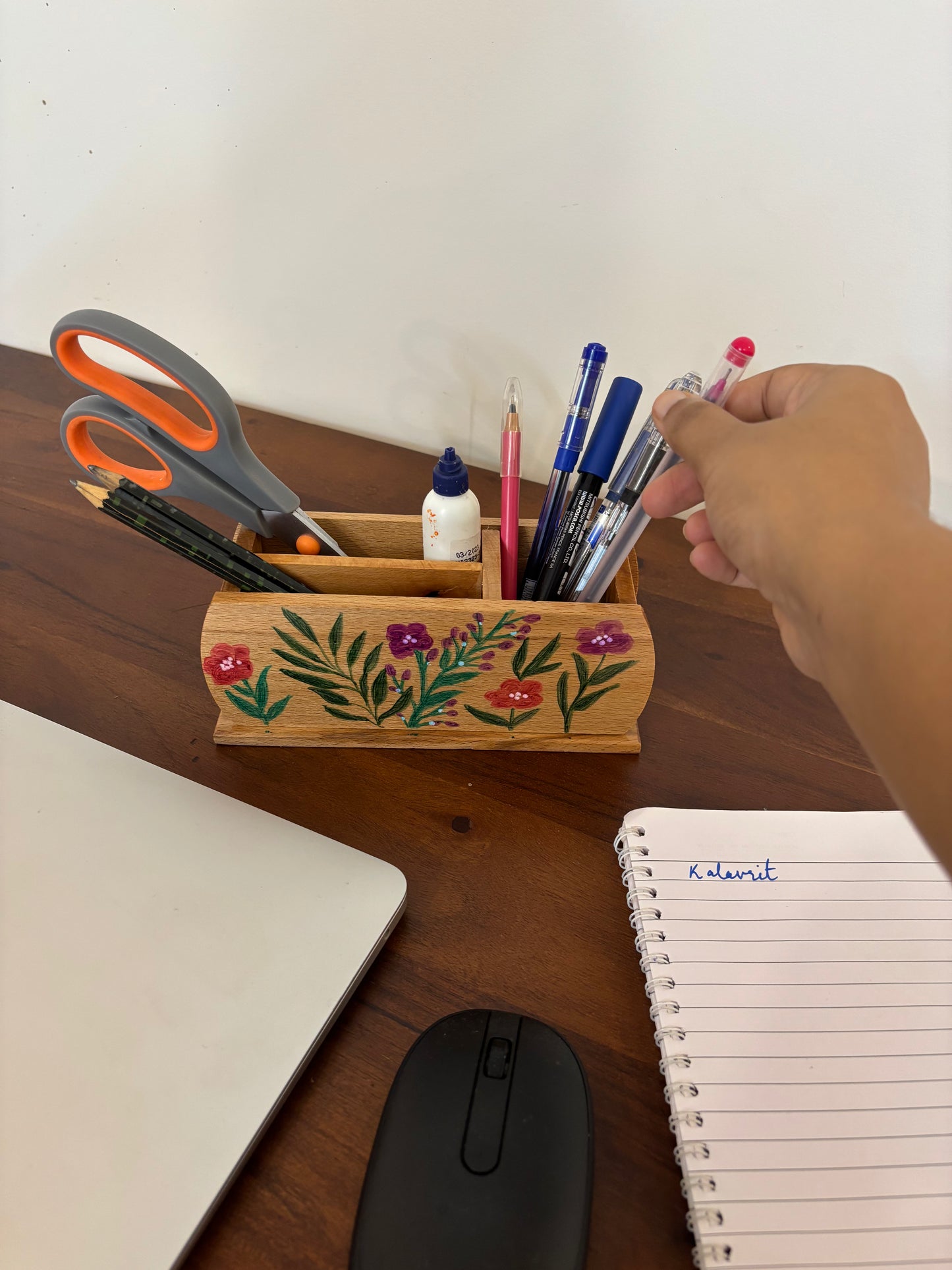Vanya - Hand-Painted Wooden Pen stand