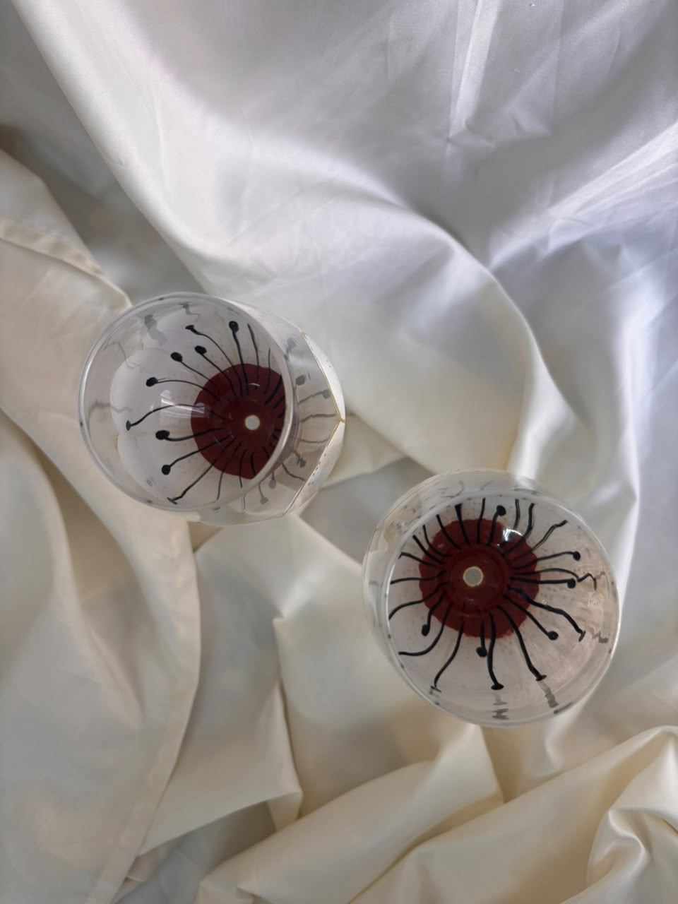 Lily Hand-Painted Wine Glass Set of 2