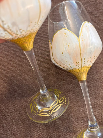 Lily Hand-Painted Wine Glass Set of 2